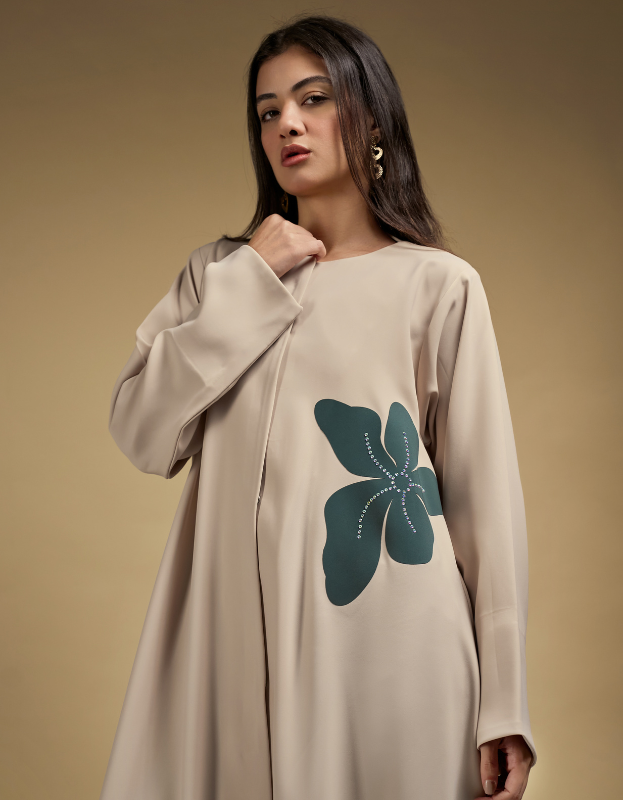 Abaya: Aura